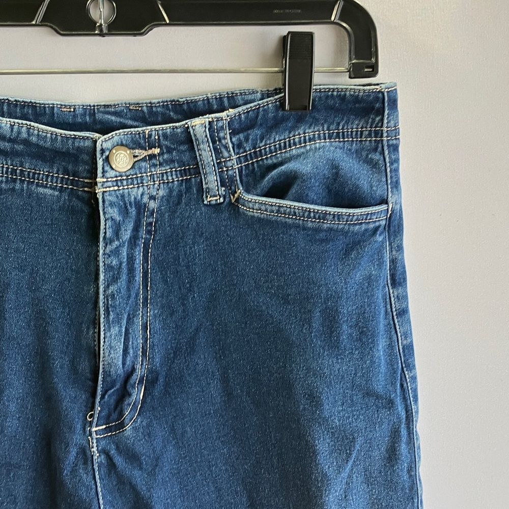 Bill Blass Women's Straight Leg Blue Jeans - Picture 2 of 7